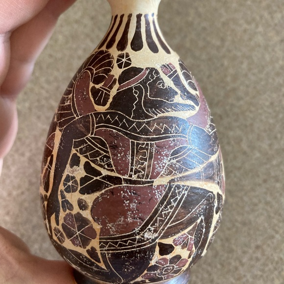 Greek antique style small alabaster pitcher with handle, handmade, vintage - Picture 8 of 9